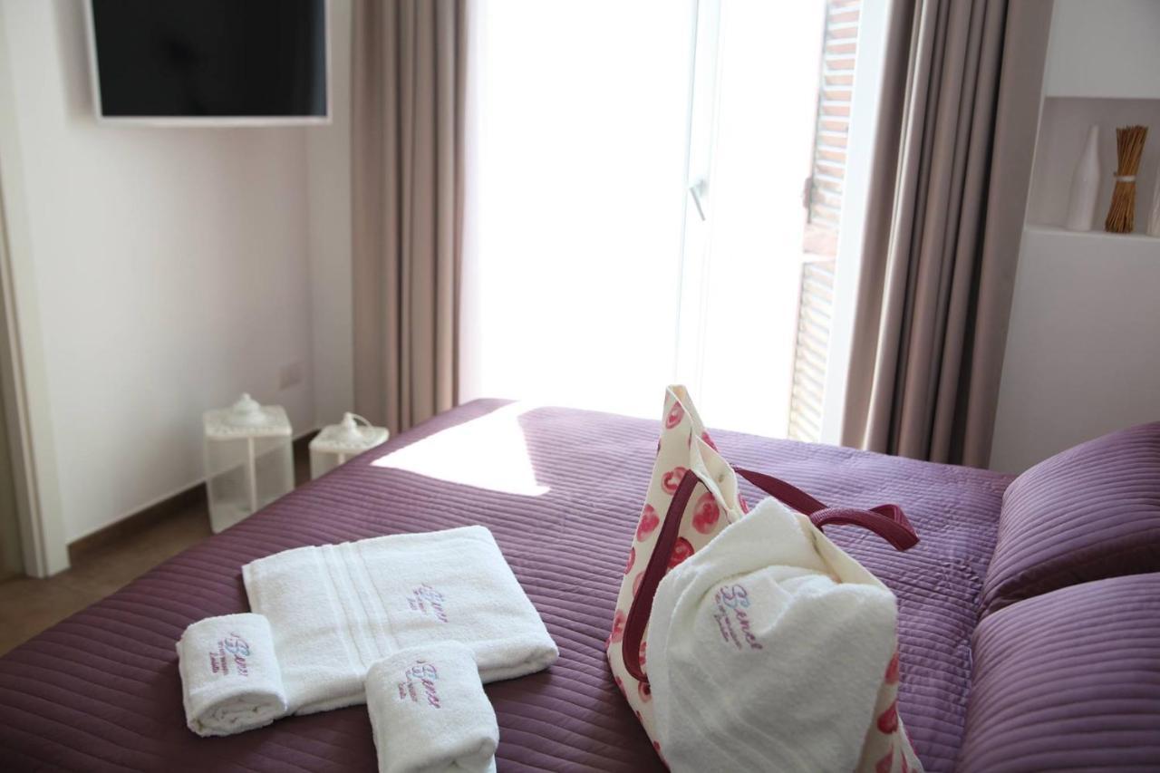 Bed and Breakfast Essence Барлетта Экстерьер фото